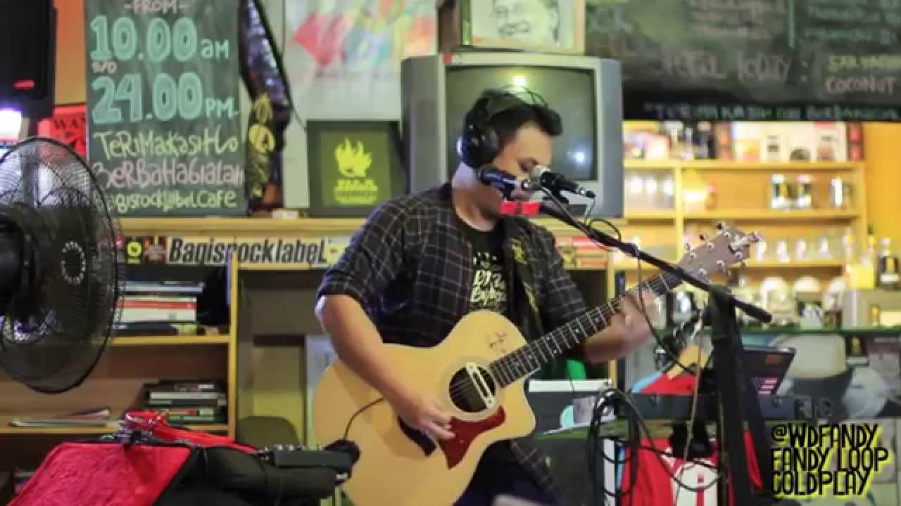 COLDPLAY - A SKY FULL OF STARS LIVE LOOPING COVER BY FANDY WD
