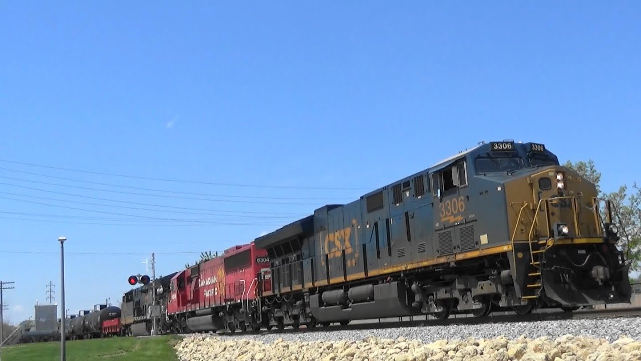 2 CSX Tier 4's & CP Power Lead Freight, Davenport, IA