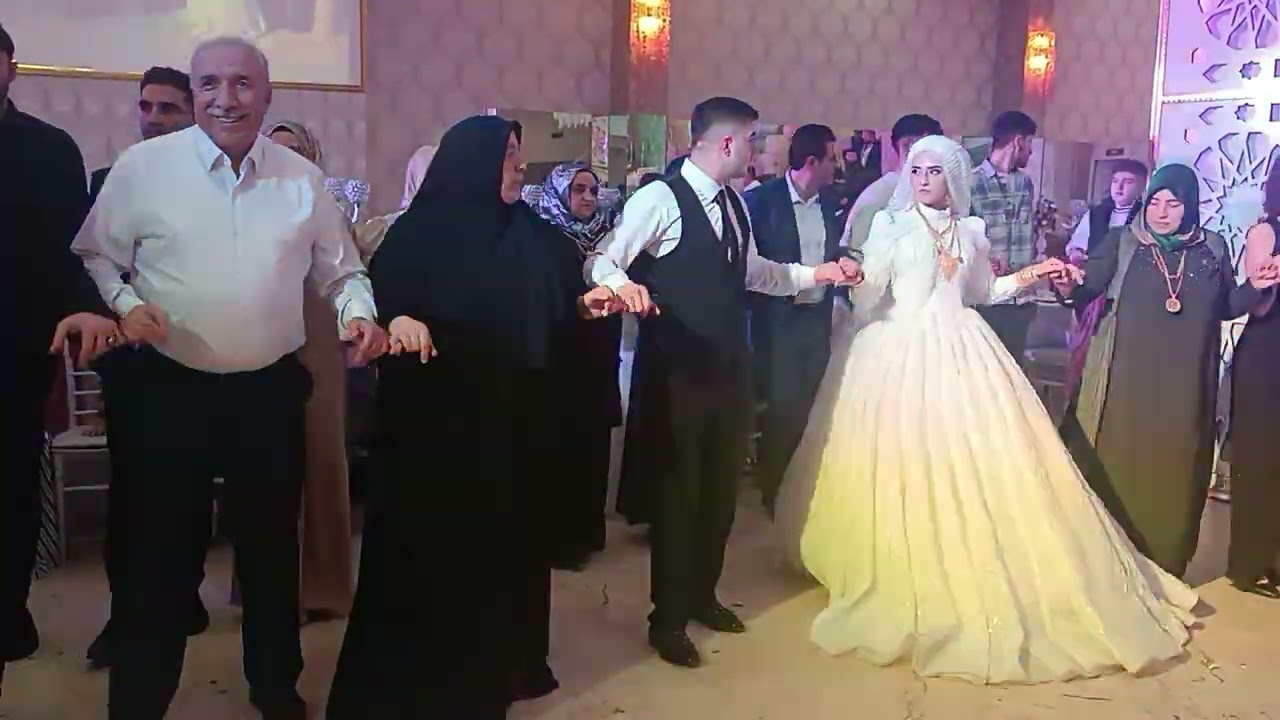 REMZO AŞİRETİ İ.Küçükçekmece marka düğün salonu H.ADİL BABAT AİLESİ DÜĞÜNÜ MUTLULUKLAR DİLERİZ