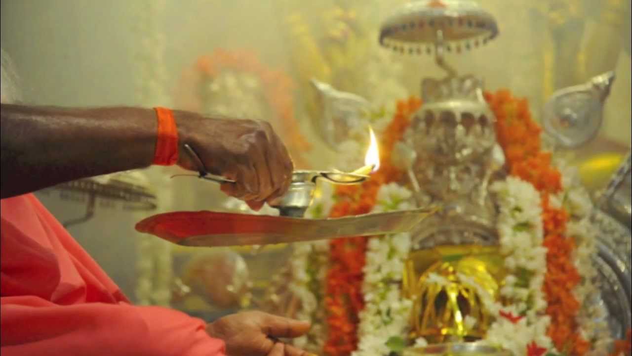 Sivaratri 2012 Sri Swamiji's Kashi bhajan sung in Carnatic style by Malladi Brothers