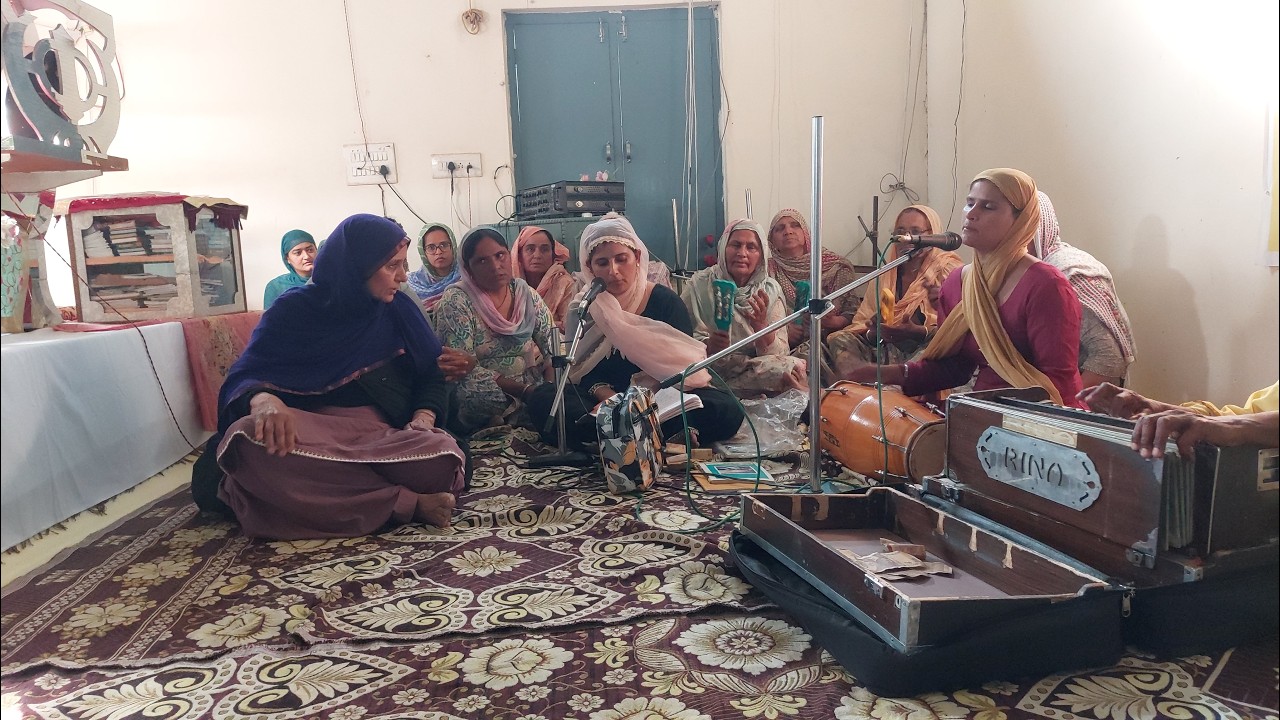 ਗੁਰਦੁਆਰਾ ਸ੍ਰੀ ਗੁਰੂਸਰ ਸਾਹਿਬ ਪਿੰਡ ਲੱਲ ਕਲਾ ਸਮਾਗਮ ਸ੍ਰੀਮਾਨ ਸੰਤ ਬਾਬਾ ਪਿਆਰ ਸਿੰਘ ਜੀ ਢਾਬਸਰ  ਸਾਹਿਬ ਵਾਲੇ