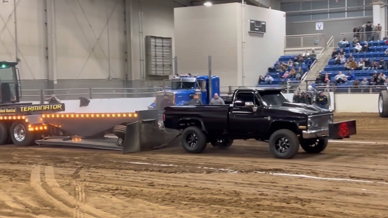 Tractor & Truck Action at the Pennsylvania Farm Show