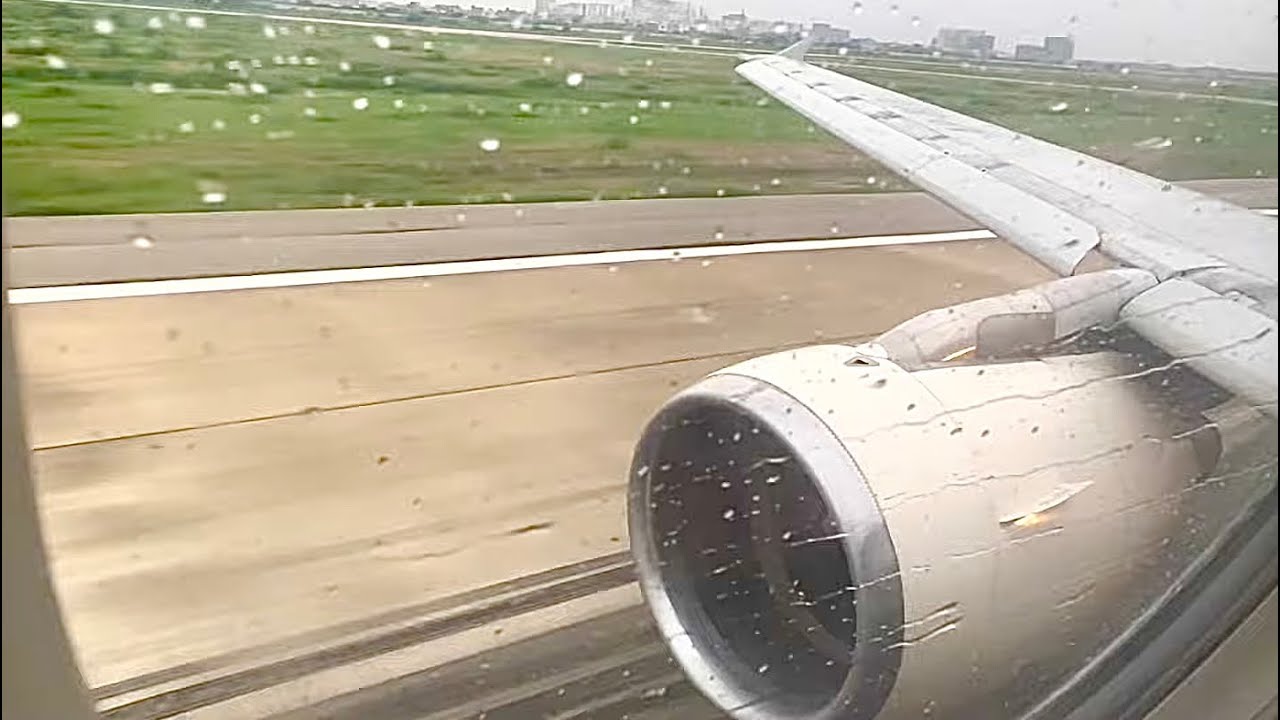 Rainy Karachi Departure | PIA Taxi + Takeoff  | A320 | KHI-ISB | PK300 | AP-BLB