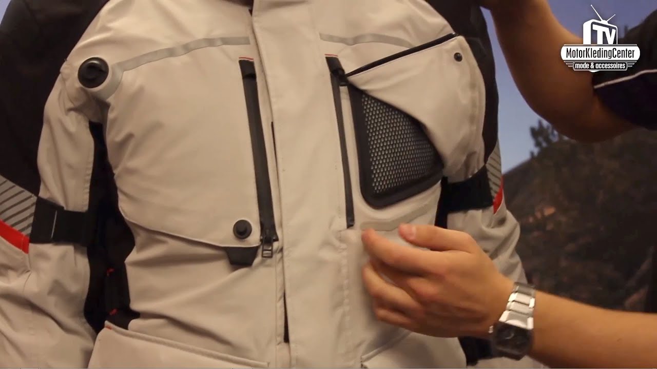 REV'IT! Poseidon GTX Motorjas Review - MotorKledingCenterTV