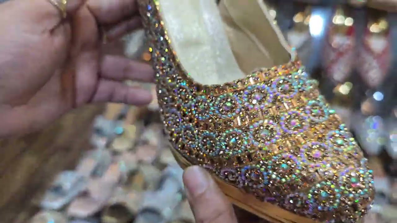 Sandals .... Wedding ho ya casual party .  ya ofc wear sab mill jaygi wo bhi whole sale rate me. 