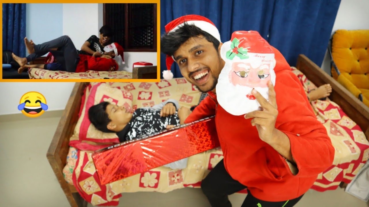 Christmas അപ്പുപ്പന്റെ വേഷത്തിൽ, ഉറങ്ങുന്ന അപ്പുനെ ചൊറിഞ്ഞു gift കൊടുത്തപ്പോൾ🎅🏻😂Xmas Special🎁