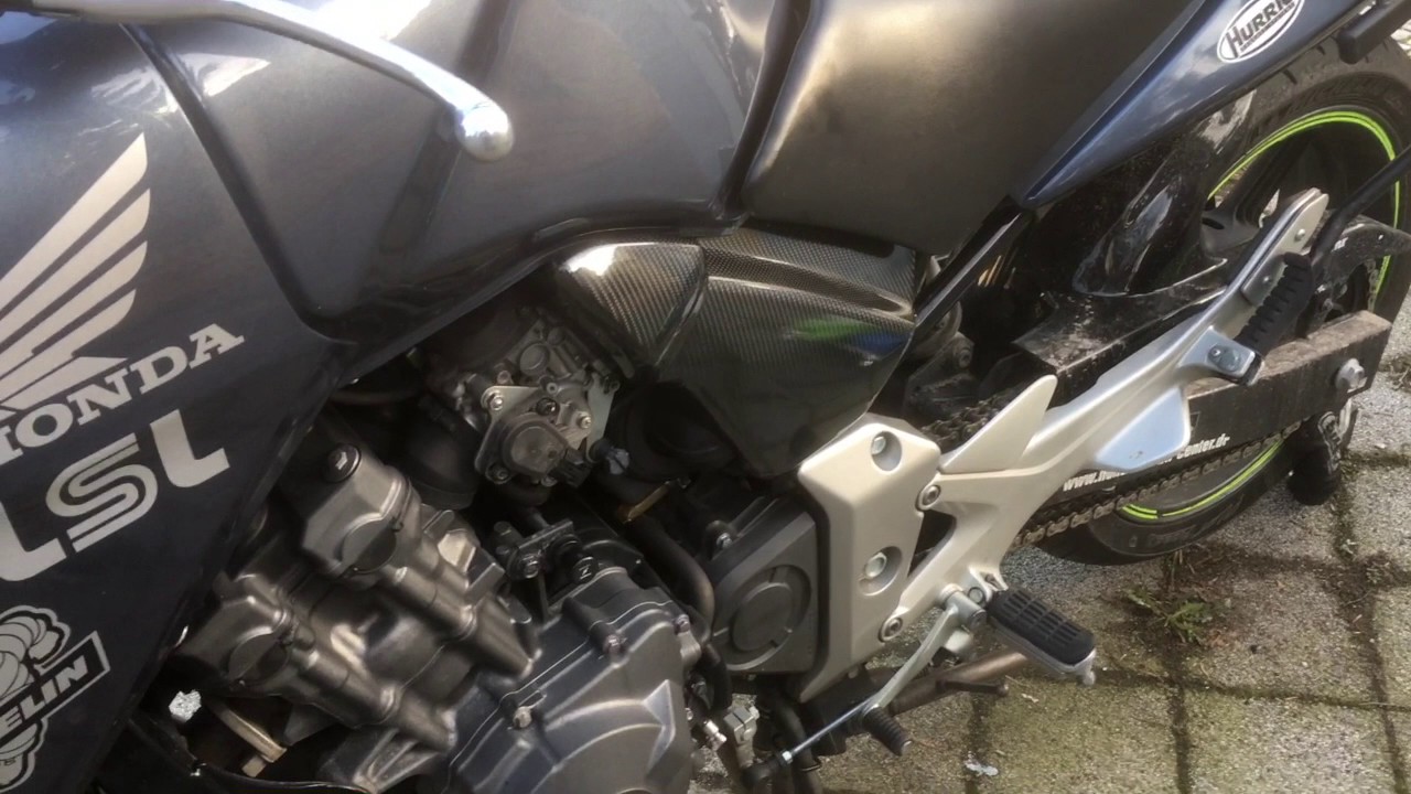 Motorcycle Wrapping in Carbon-Look