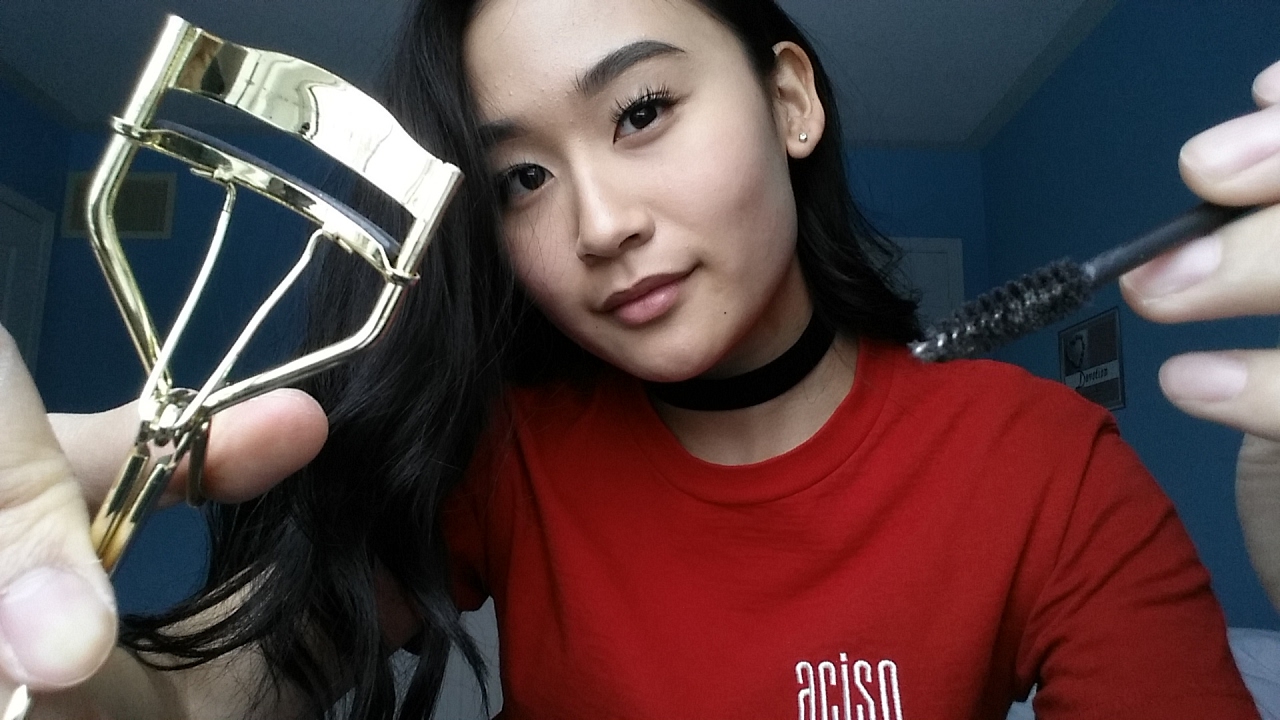 ASMR - Wacky Artist Does Your Makeup For a Photoshoot (Roleplay)