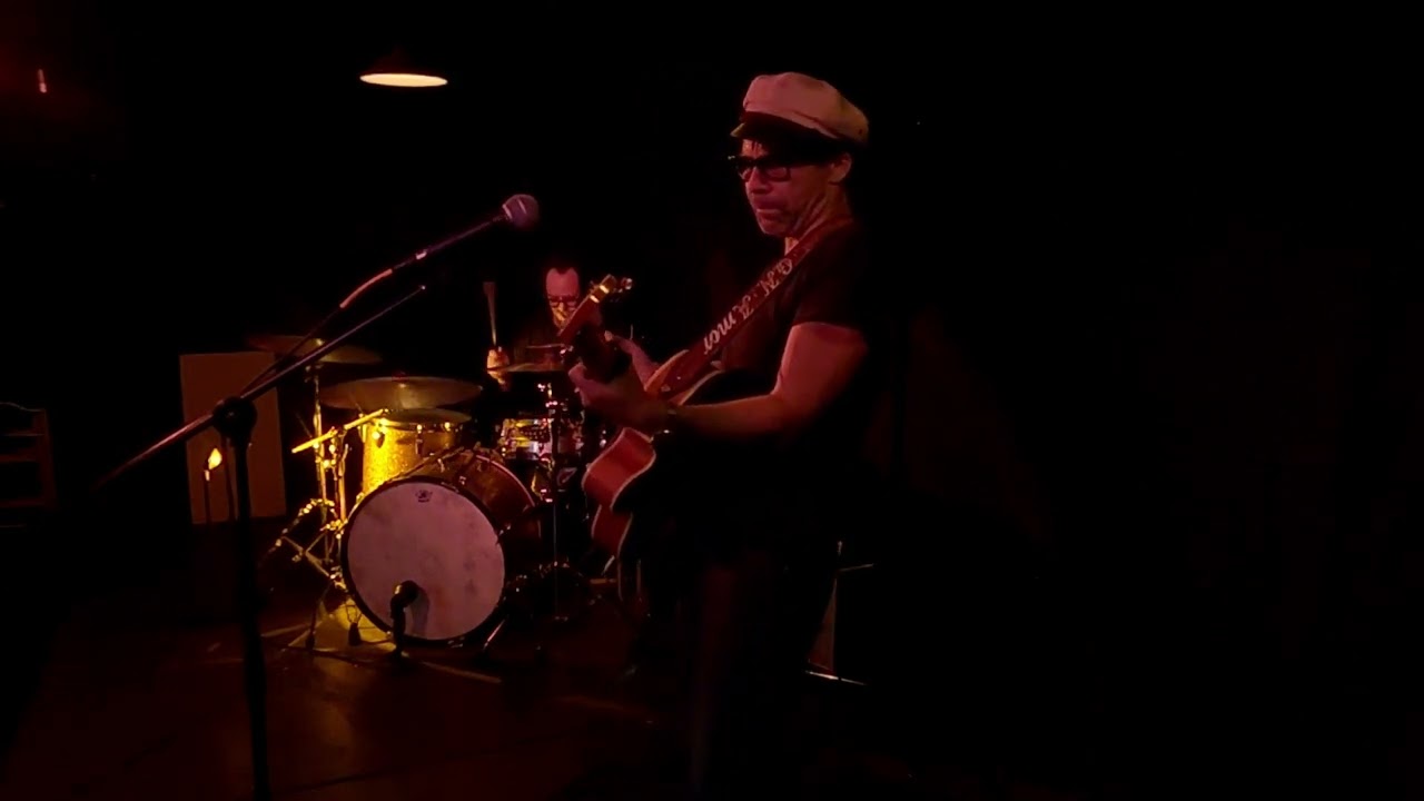 Naïm Amor & Paul Peterson live ‘Seulement Toi’
