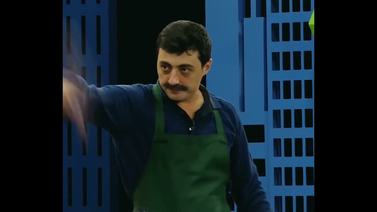 Komedixana yeyib i&ccedil;mək səhnəsi 😂 (Mənsur Şərif)