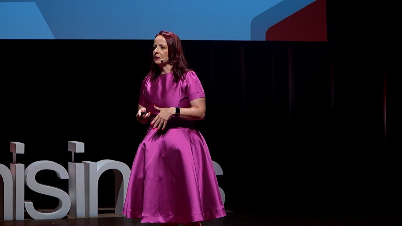 Livre para amar: os desafios da maternidade homoafetiva | Janaína Lemos Becker | TEDxUnisinos