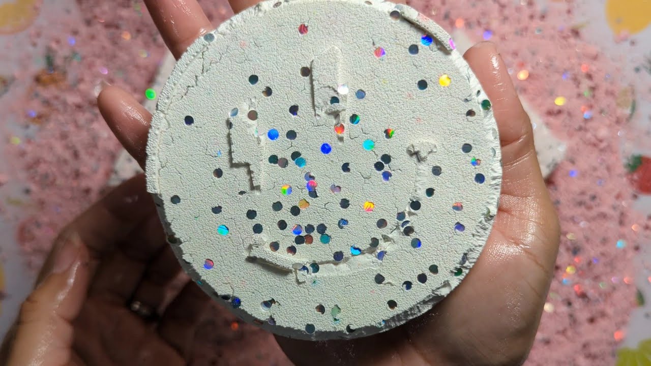Glittery Cornstarch Crunchies