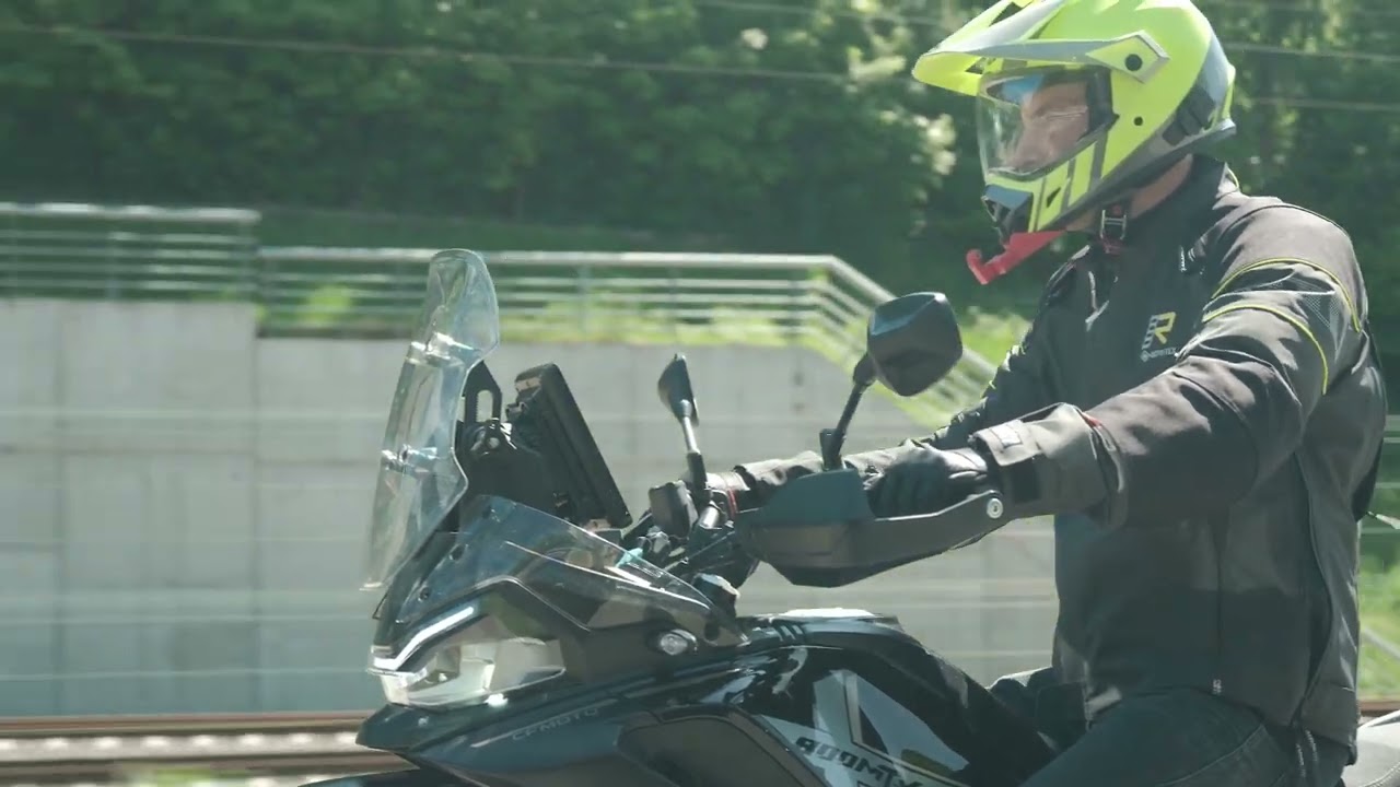 Ant dviejų ratų | CFMOTO 800MT-X