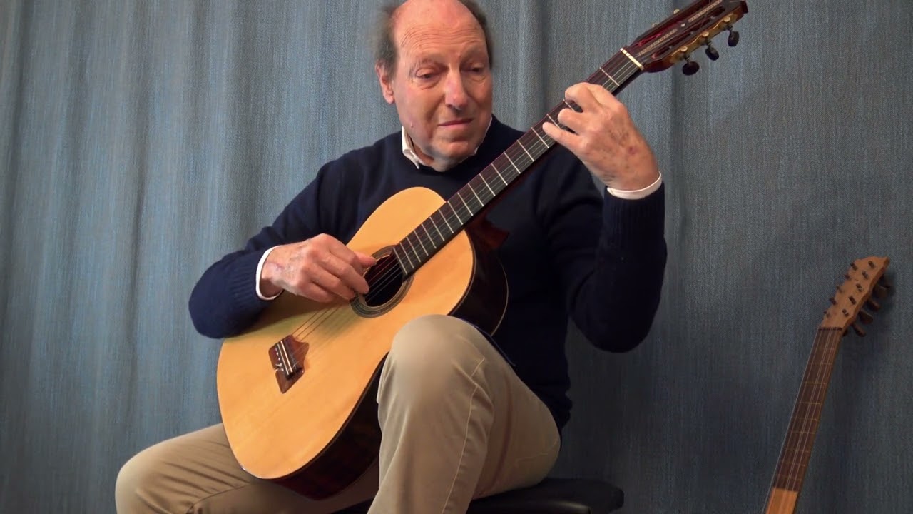 Massimo Agostinelli plays Francisco Tarrega: Studio in mi minore