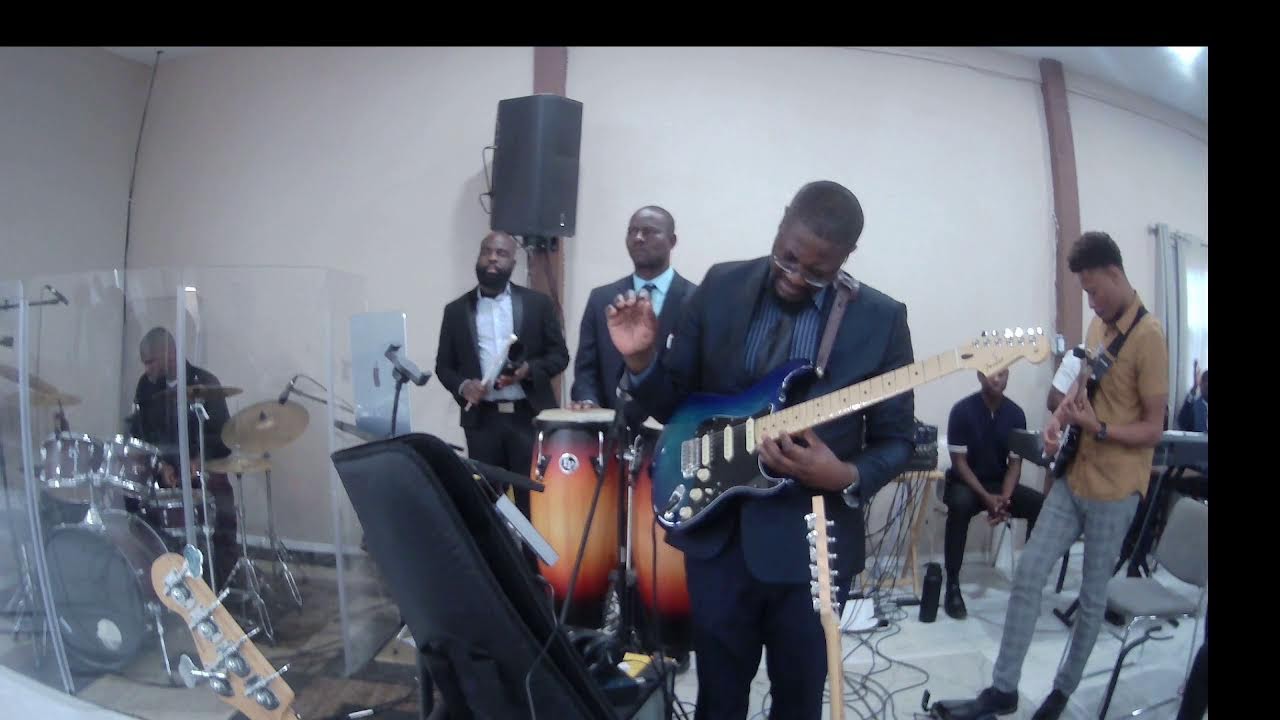 Boss Guitar School Live Stream