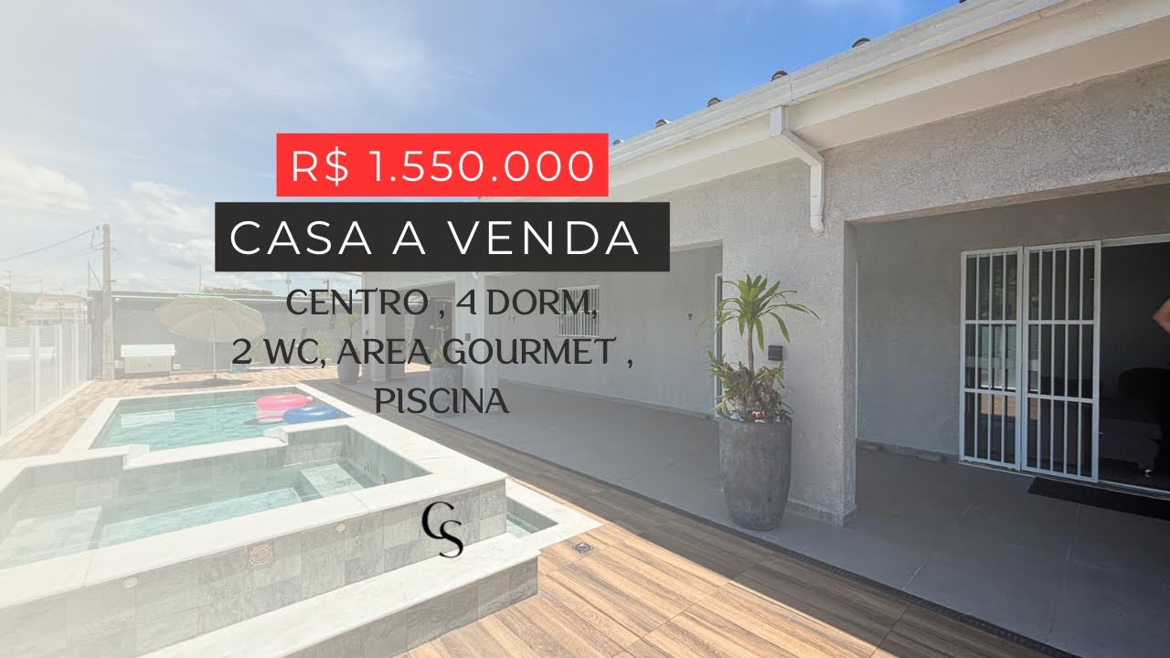 Casa Térrea de Alto Padrão no Centro de Peruíbe | Piscina, Energia Solar e 700m do Mar