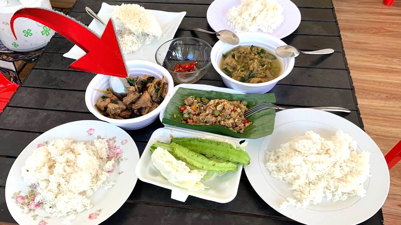 Lunch time have Somlor Kako And Porhok traditional food