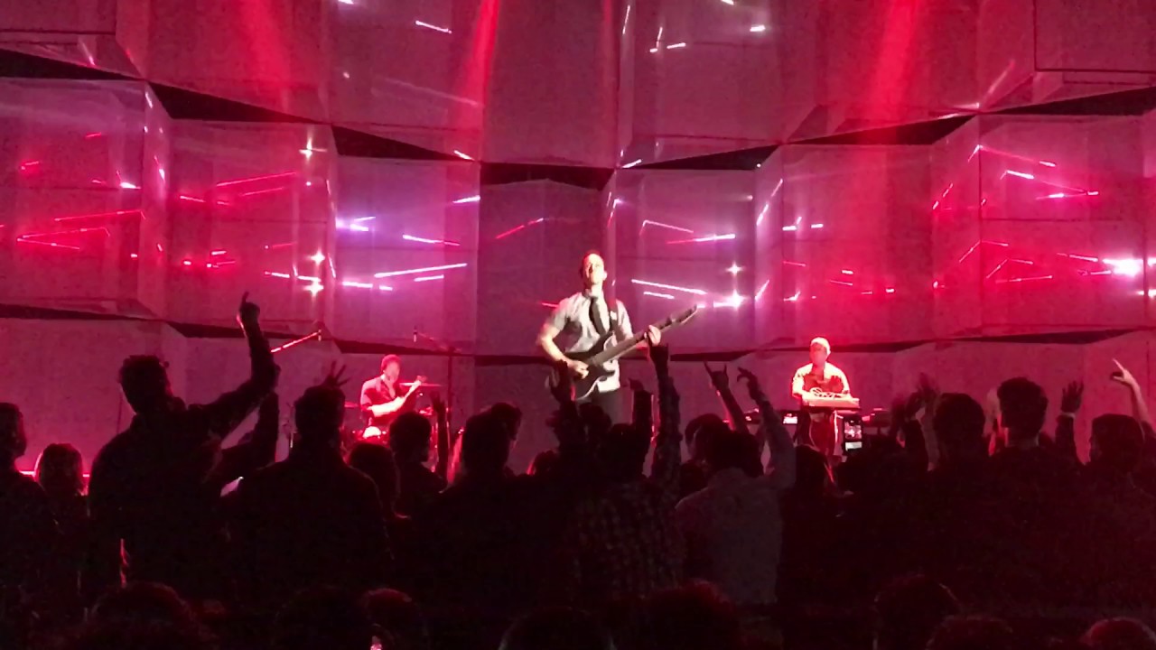 DOOM Soundtrack LIVE at The Game Awards 2016 (Crowd Cam)