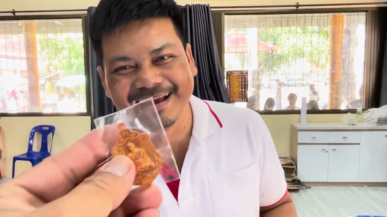 พาเอฟซีสาวน้อยเพชรบ้านแพงมาชื่นชมบารมีหลวงพ่อทองสุข วัดหนองฆ้อ อ.บ้านค่าย จ.ระยอง สาธุ #อุ๋งอิ๋ง
