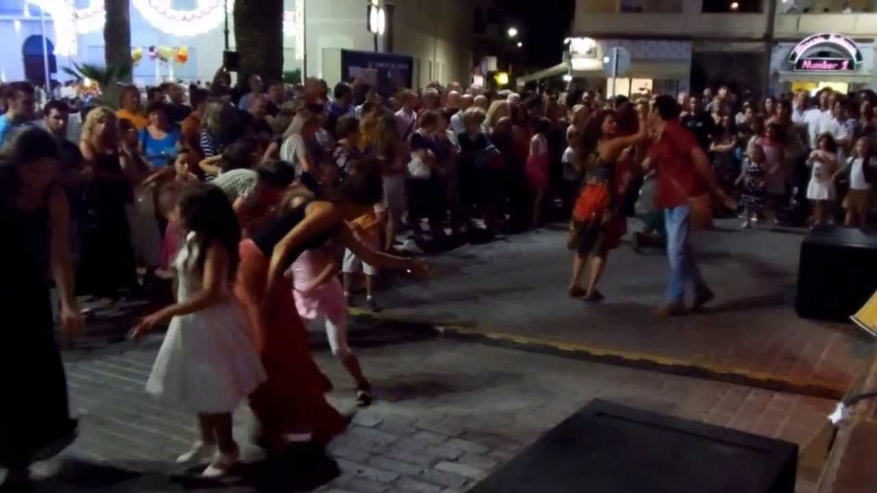 tarantella del gargano Lesina agosto 2013 (tarantula garganica live)