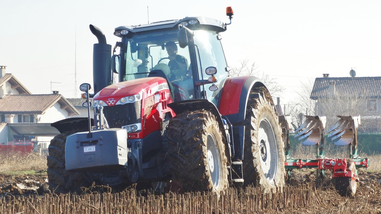 THE RED BULL - Massey Ferguson 8737 + Pentavomere Pietro Moro | Hard Conditions
