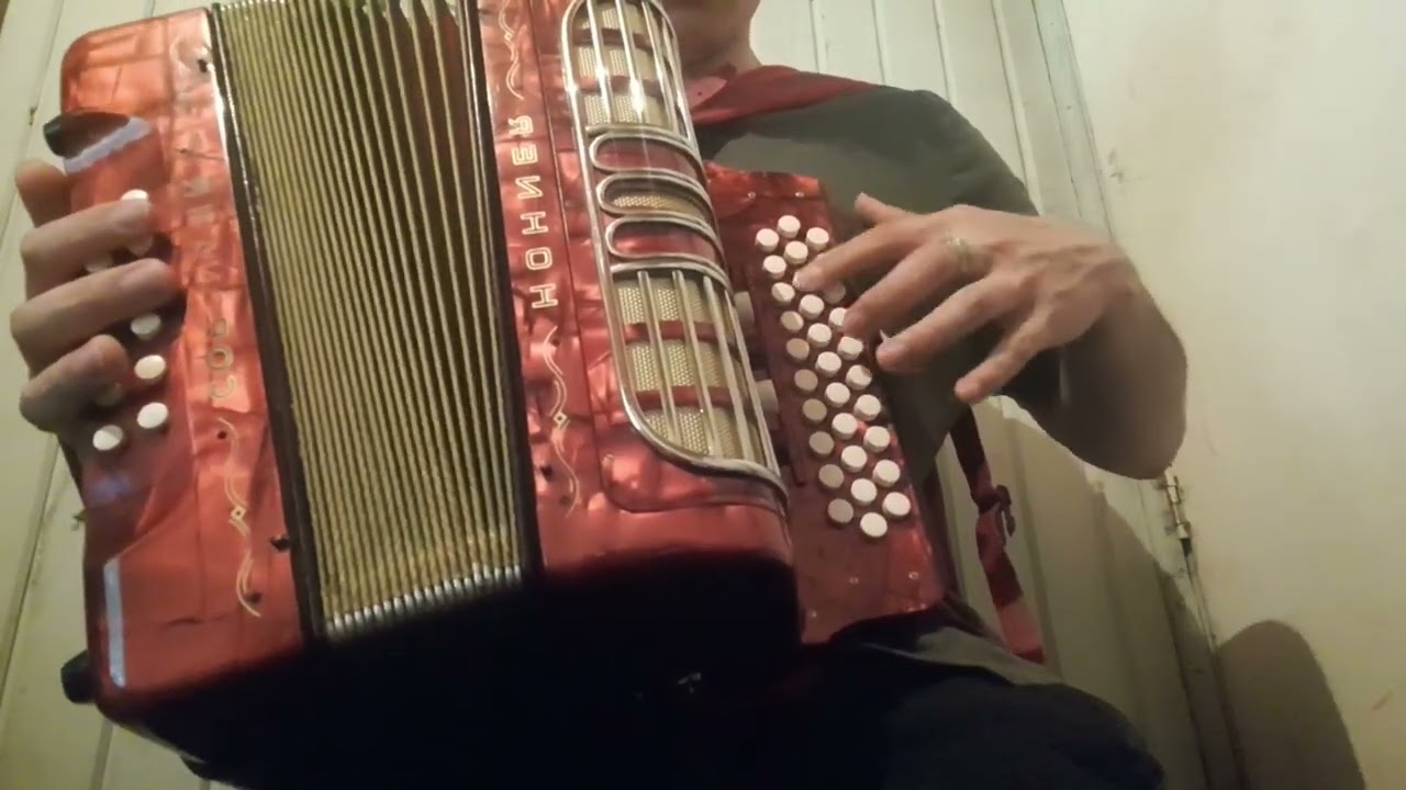 POLKA ELEGANCIA en acordeón tono de Sol (Paulino Bernal).
