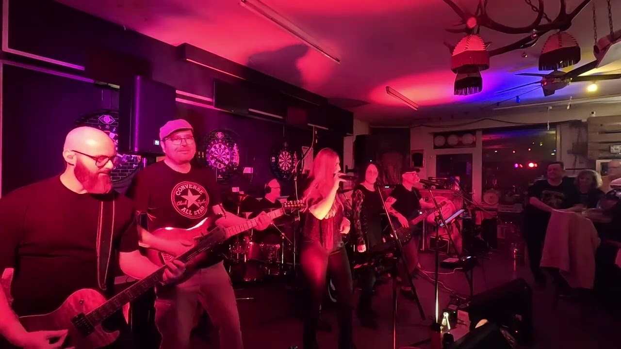 ++mehr aus dem Mehlstüble++es ist kein Nachtclub++wir hatten nur kein ordentliches Licht dabei ;)++