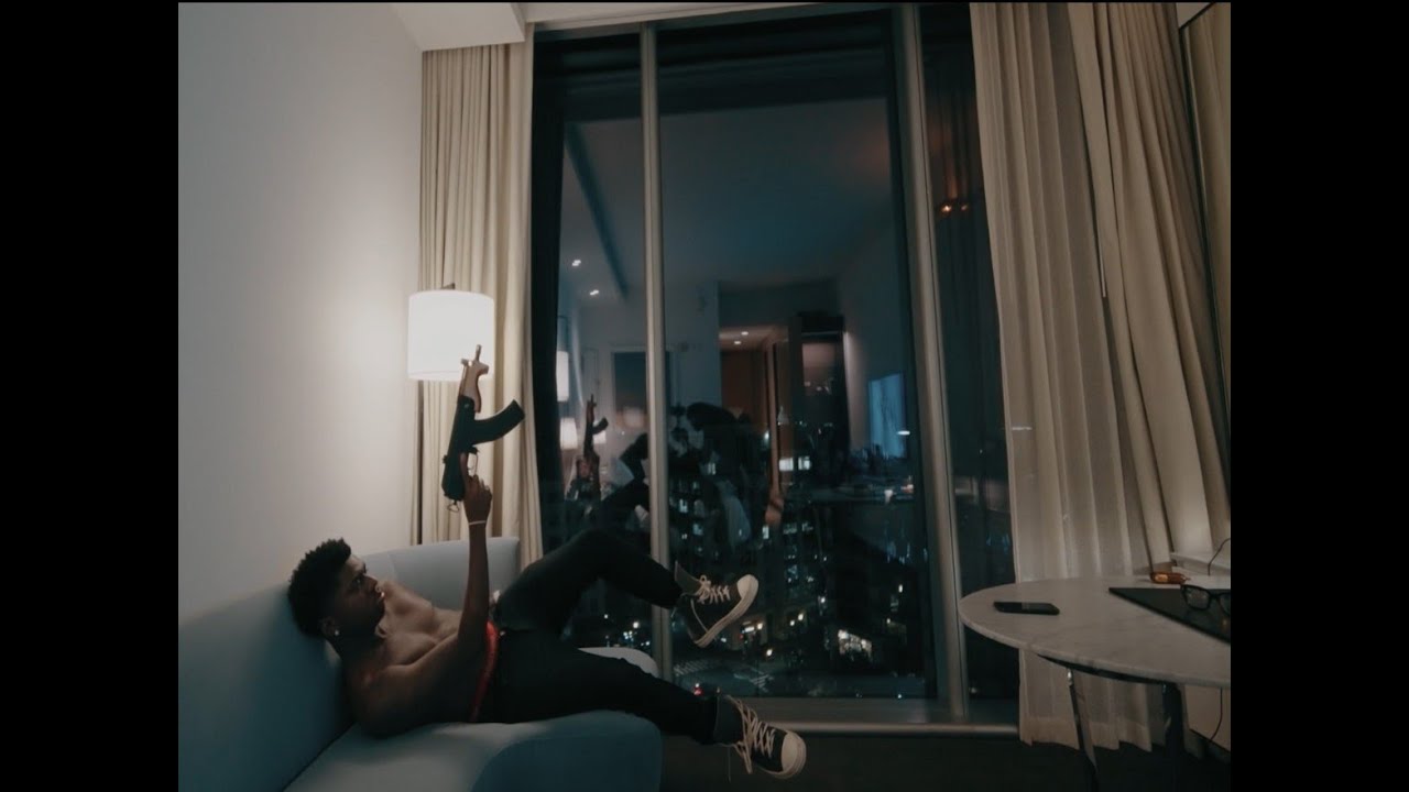 Jaeychino - SWITCHIN THE CROWD (Dir. @Kiirusly)