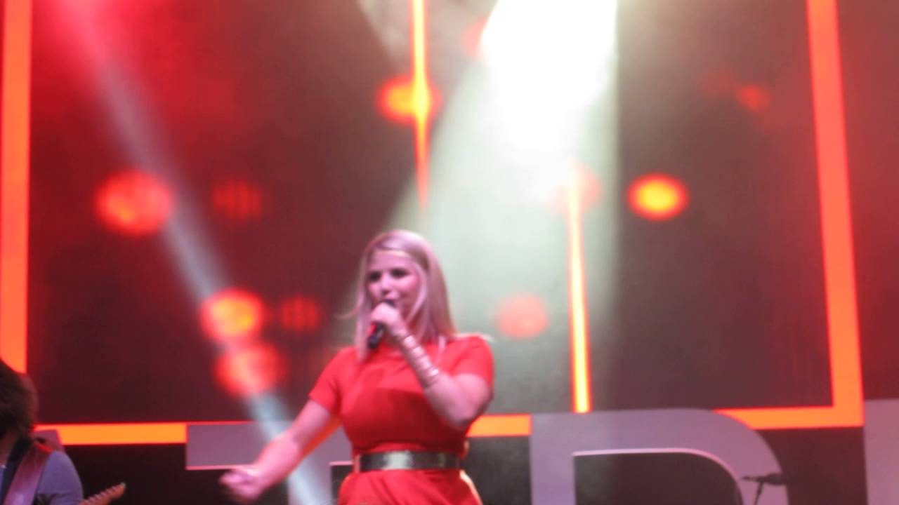 Beatrice Egli Sieben mal Herz-Sieben mal Schmerz Sommersound Schopfheim 2016