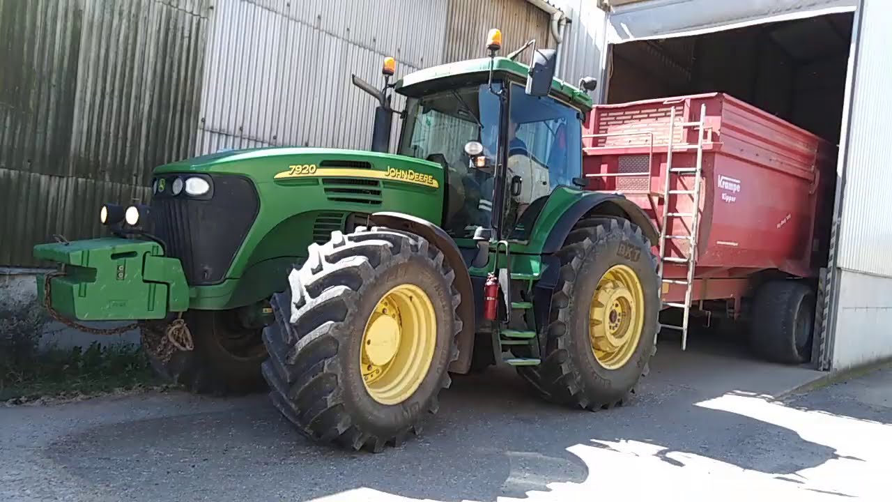 Vyklápění John deeru 7920 a krampe kiper big body 650.