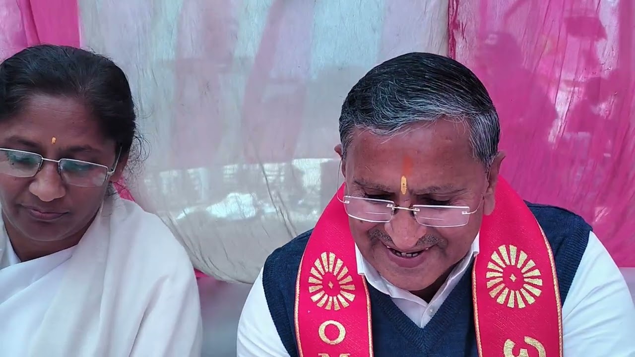 12ज्योतिर्लिंग के दर्शन के बाद उसके महत्व को बताते हुए भाजपा के पूर्व पार्षद चेयरमैन महेश अवाना 