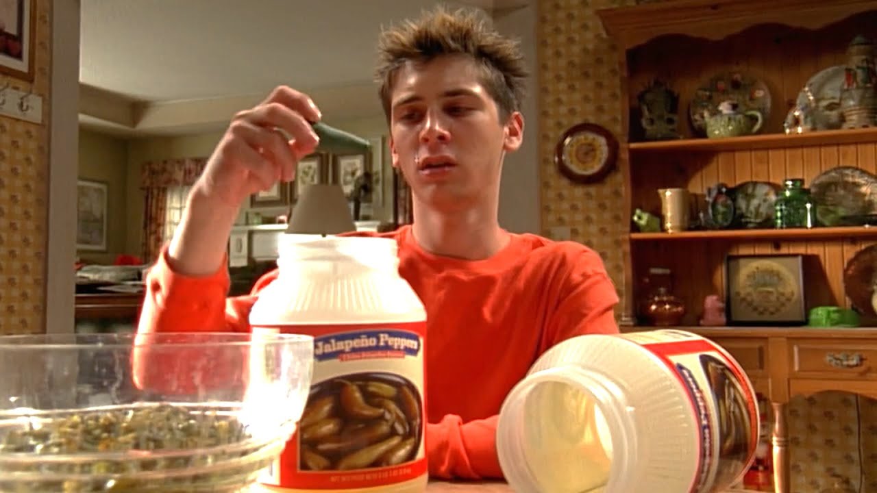 Reese se Vuelve Adicto a los Chiles Jalape&ntilde;os MALCOLM EL DEL MEDIO CAPITULOS COMPLETOS