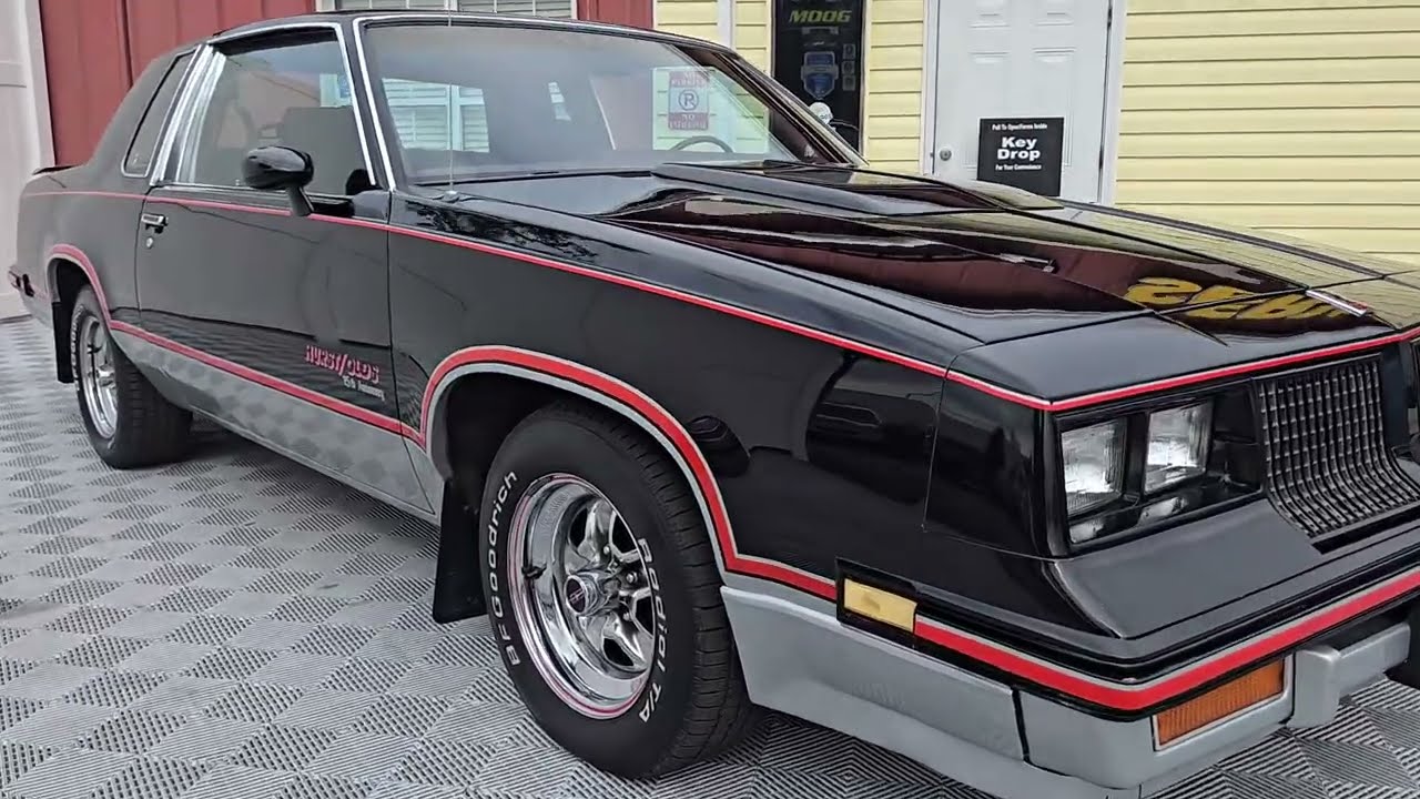 1983 Hurst Olds 442 15th Anniversary 