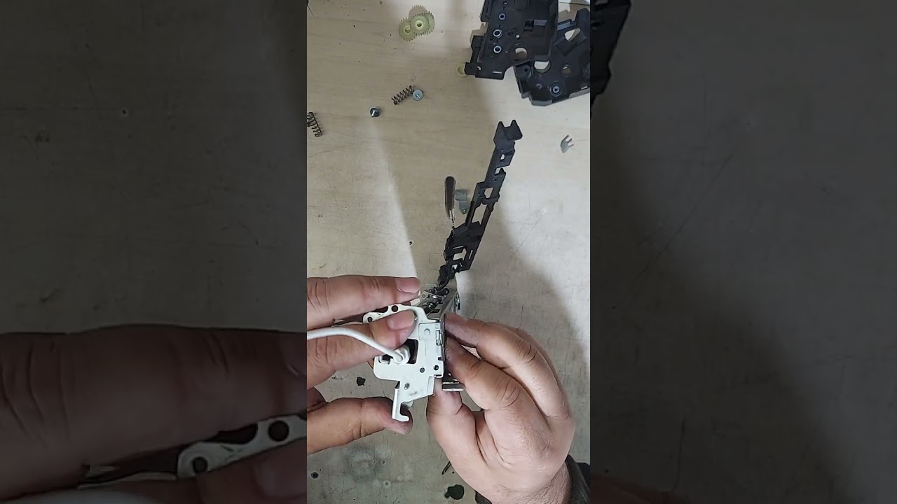 kyocera m3550i Paper jam due to hot cloth inside the fuser