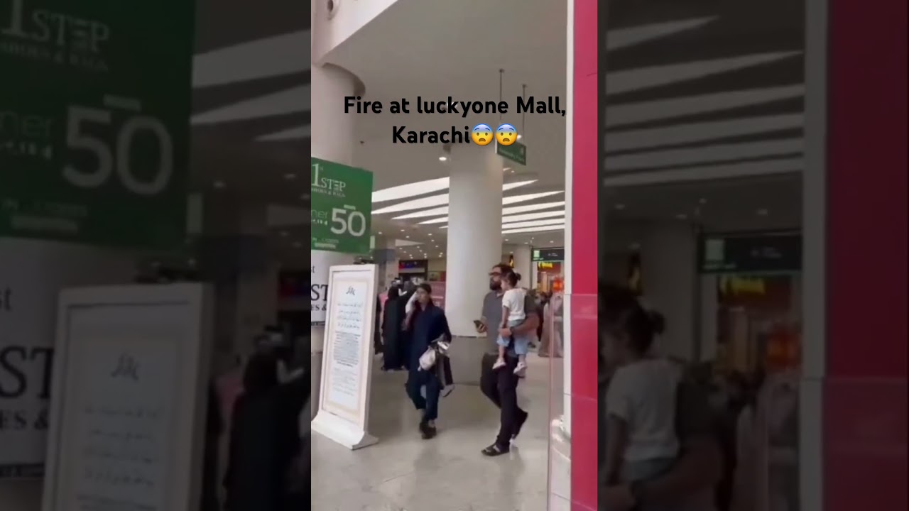 Fire at Lucky one Mall, Gulshan e iqbal, Karachi | Fire in shopping mall | Fire incident #shorts