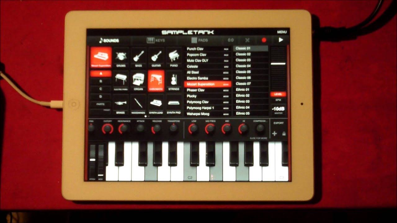 SampleTank..  ALL the new sounds from the new SampleMoog sound pack for iPad