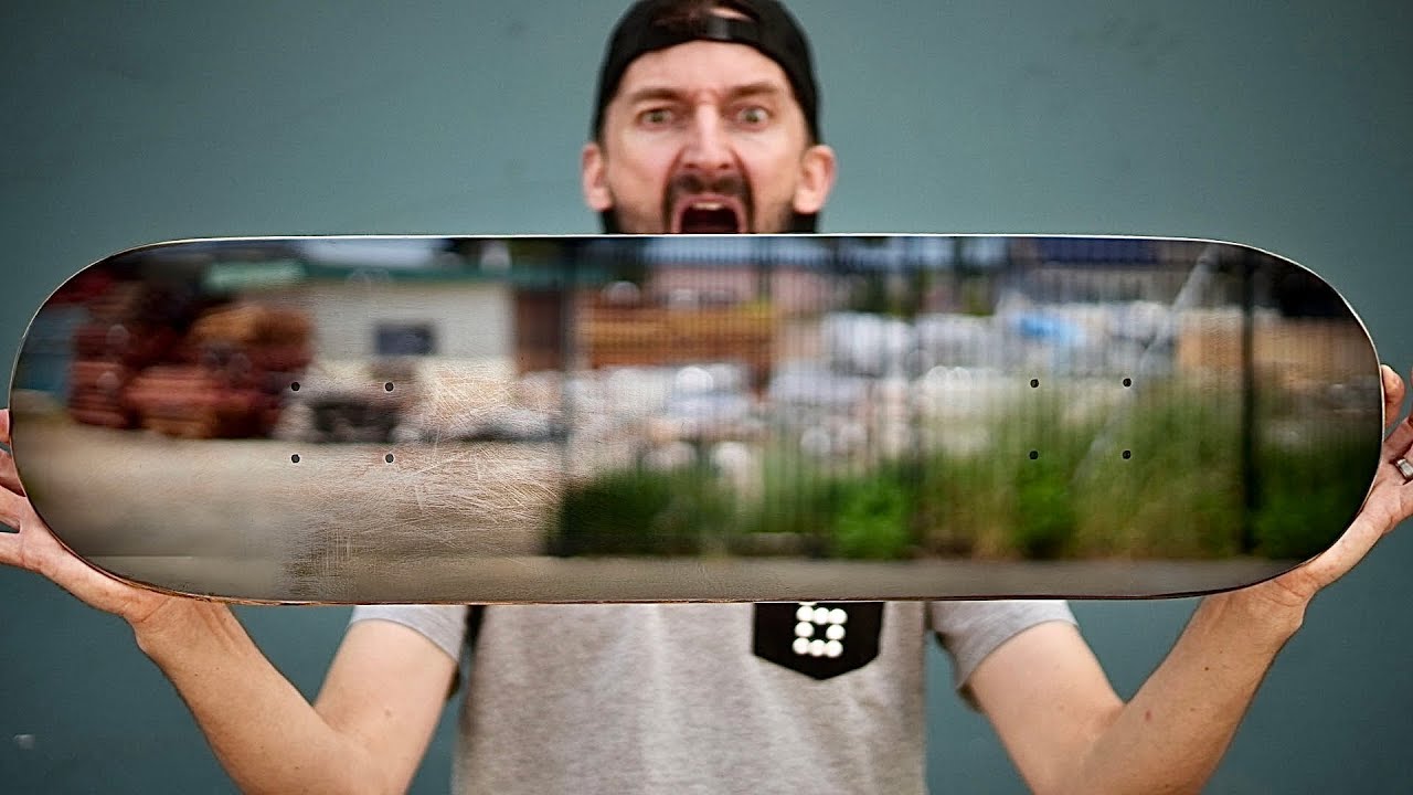 WE PAINTED A SKATEBOARD WITH MIRROR PAINT!