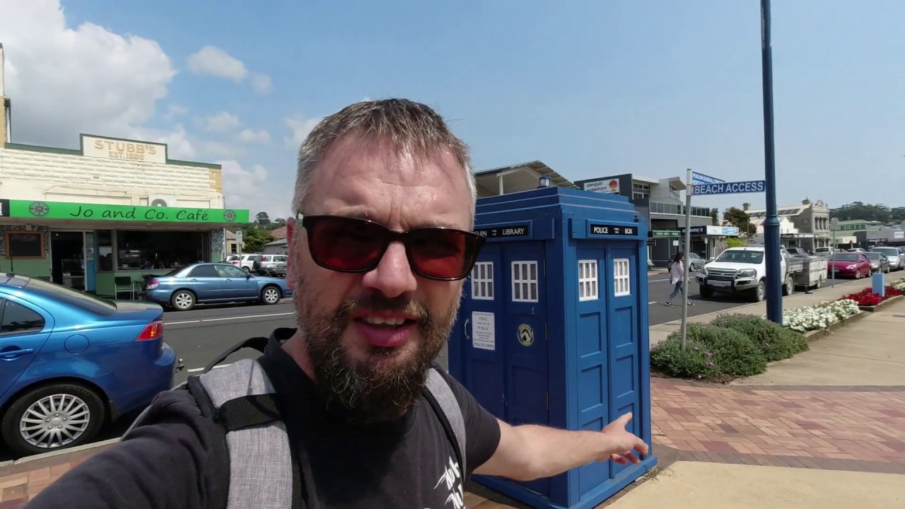 (EP42) Tasmania! Launceston, inc car museum, old buildings etc