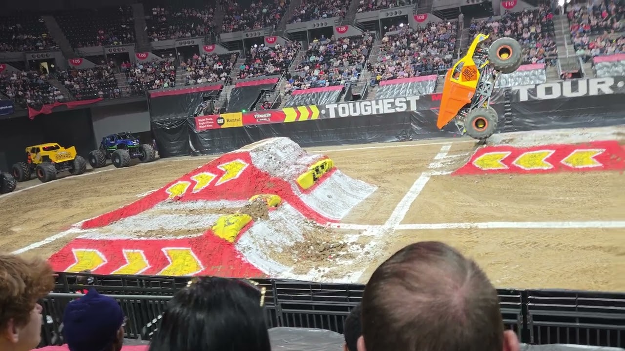 MAVERICK MONSTER TRUCKS 
