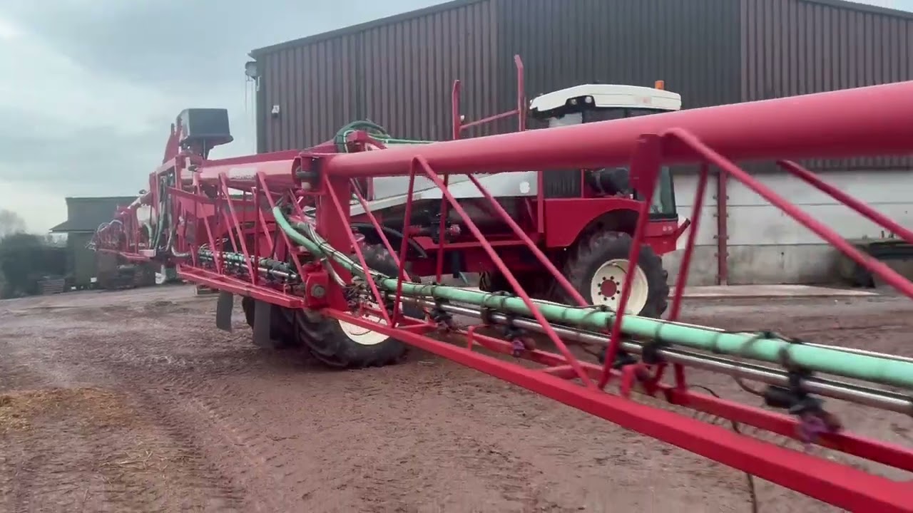 2008 BATEMAN RB26 SELF-PROPELLED SPRAYER