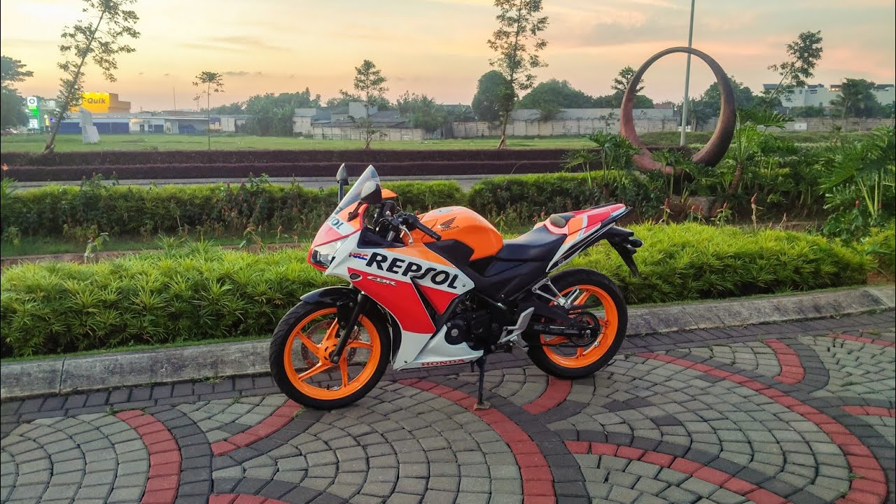KELEBIHAN DAN KEKURANGAN HONDA CBR 150R K45A ( CBR LOKAL )