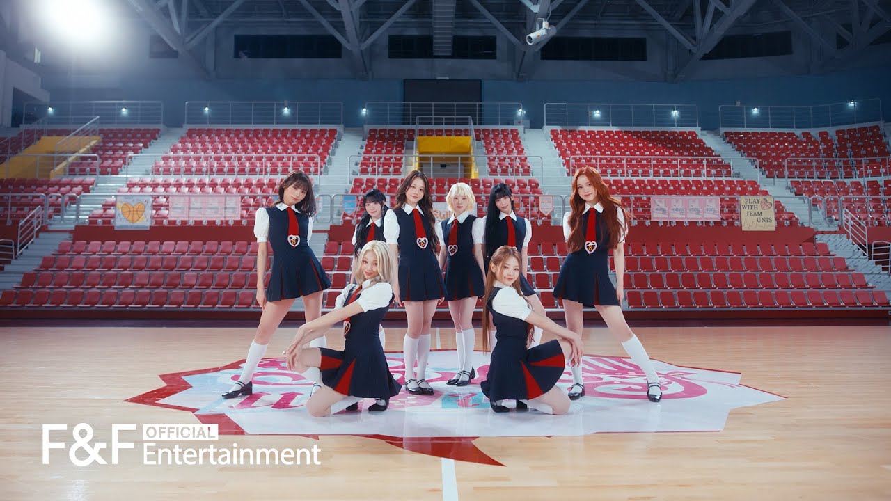 UNIS(유니스) ’SWICY’ Performance Video