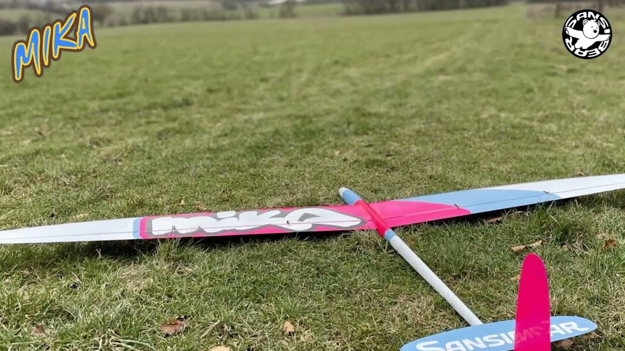 Mika maiden flight / slopesoaring / bungee starts