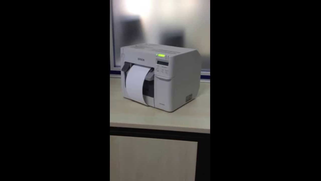 Einlegen von Etikettenrolle und Farbpatronen in den Epson TM-C3500 Farbetikettendrucker