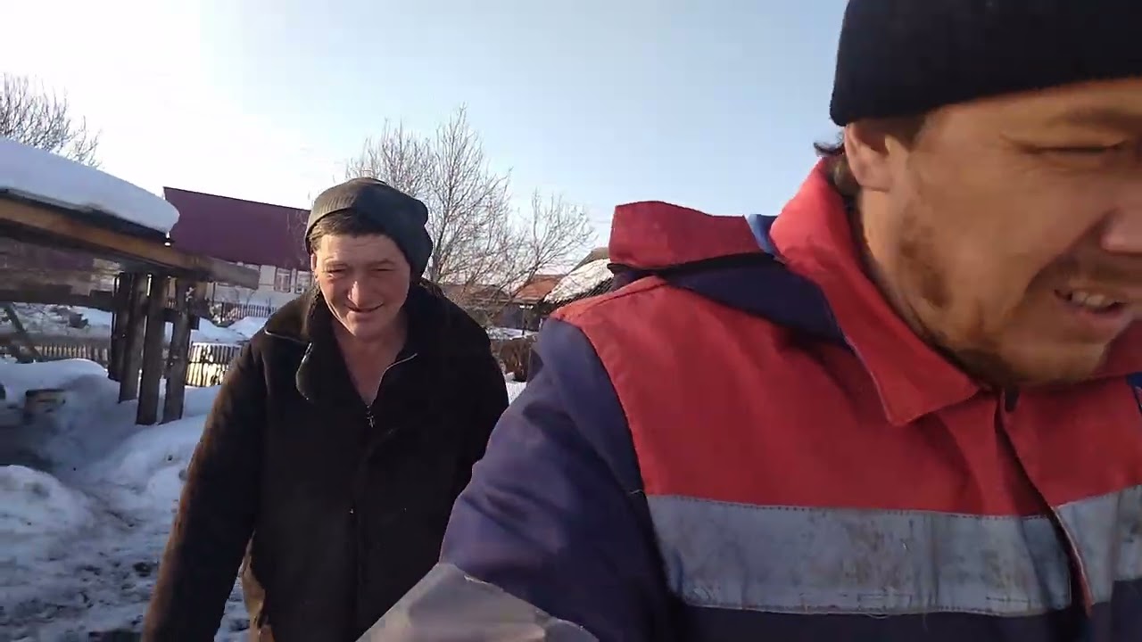 Привезли березу 