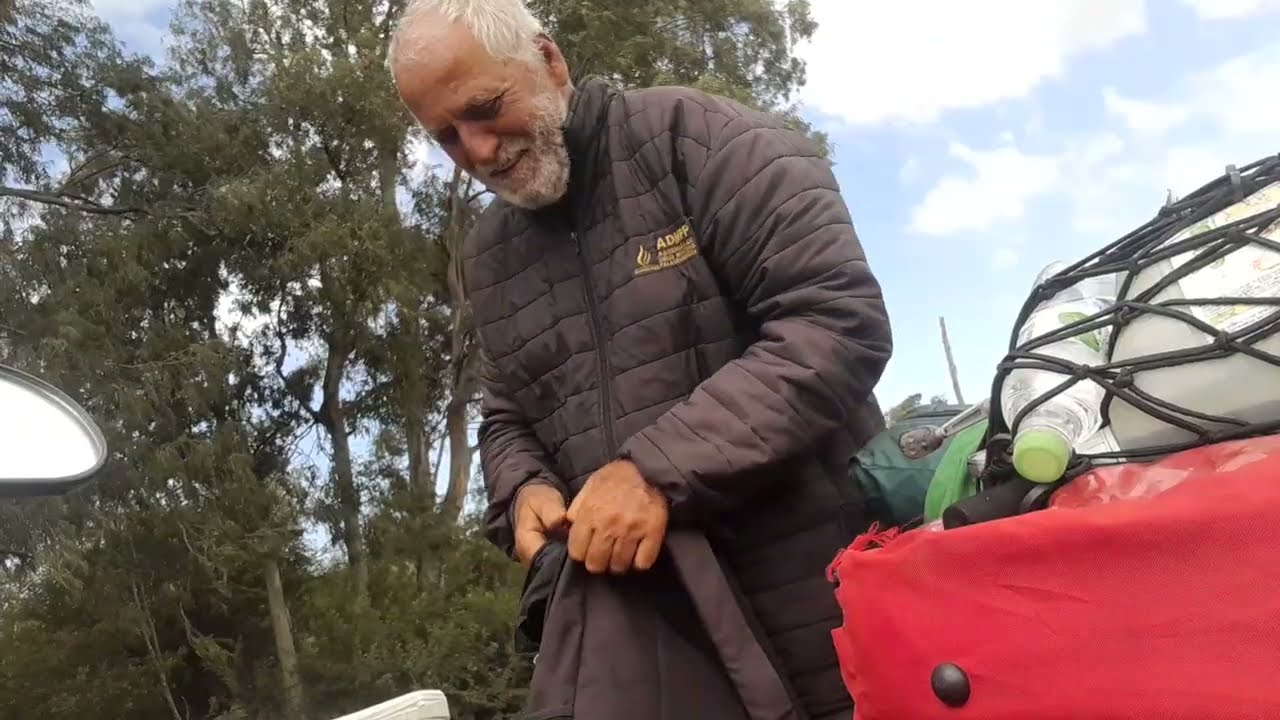 Retorno  tava podre  a comida  mais comi  assim  mesmo 