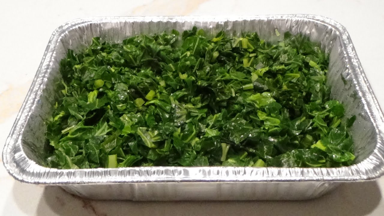 HOW TO CLEAN, CUT, CHIFFONADE & BLANCHE COLLARD GREENS FOR THE FREEZER