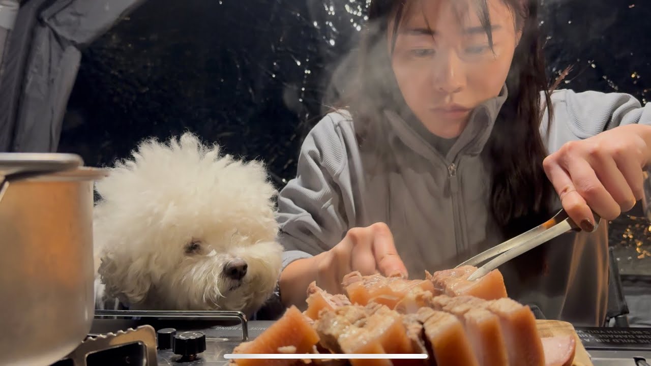 바다냄새 가득한 캠핑장 | 강아지랑 수육, 굴 먹방 🐾
