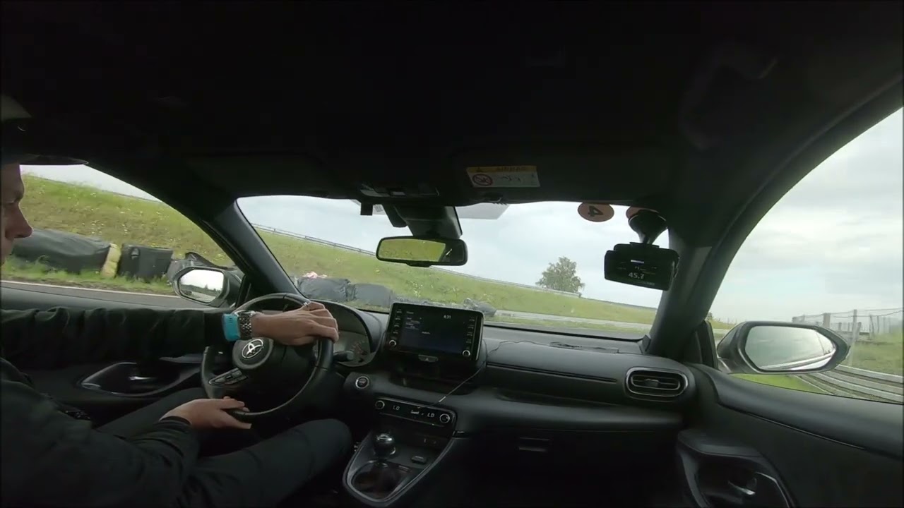 Sturup raceway vs GR Yaris 01:09,1