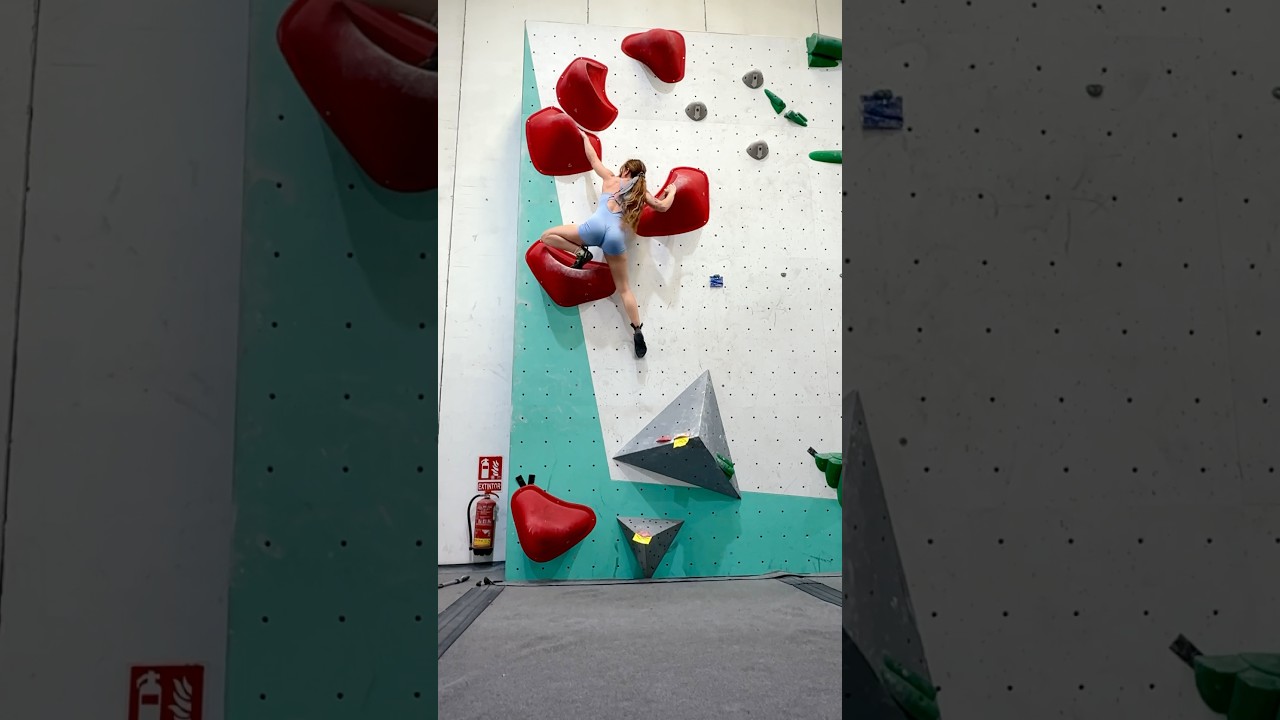 SpaceBlock - M&aacute;laga / Spain #climbing #climbingtraining #girlclimber #sportlife #bouldering